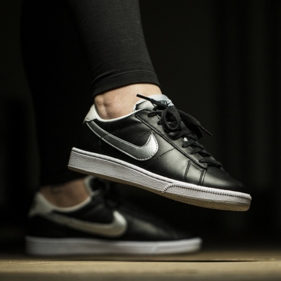 Nike Shoes - Black and Silver Nike Classic Tennis Shoes- Size 8